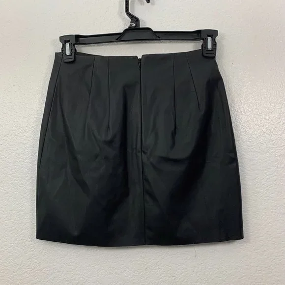 Express Pleated Faux Leather Mini Skirt Grommet - Picture 3 of 6